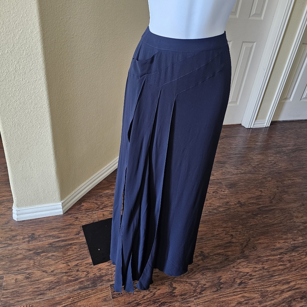 CHANEL Flowing Navy Silk Skirt Size 40